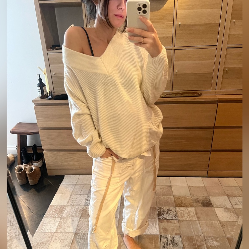 Zara Cream Knit V-Neck Top
